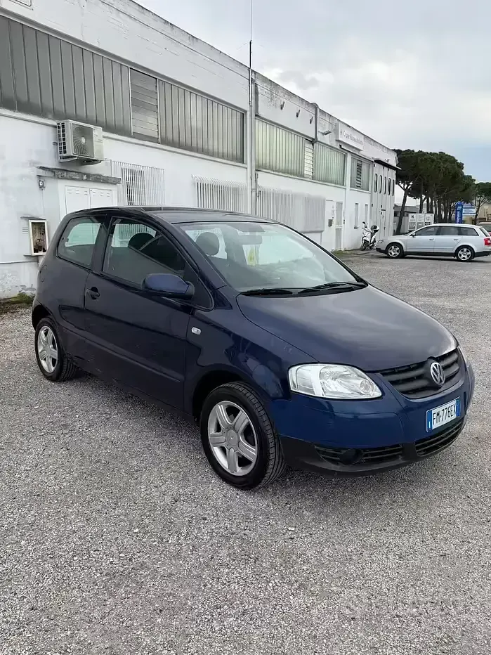 Usata VW Fox 54 CV (39 kW) 2007 Blu Utilitaria