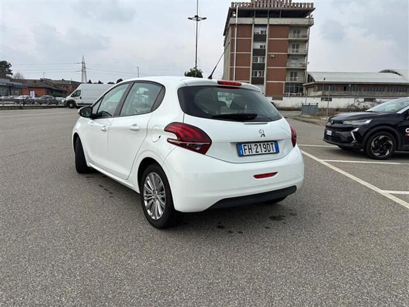 Usata Peugeot 208 Active 75 CV (55 kW) 2017 Bianco Utilitaria