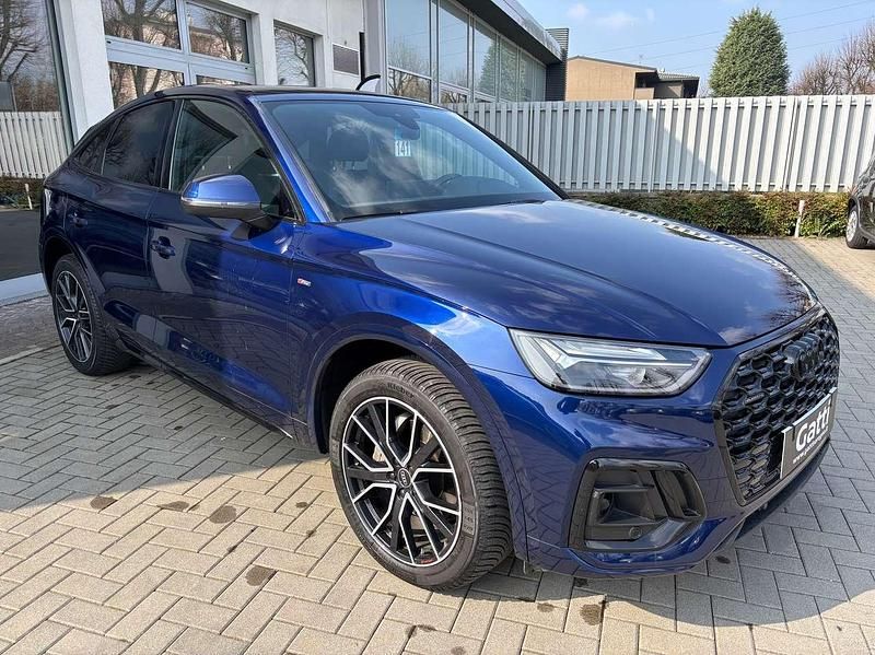 Usata Audi Q5 Sportback Ambiente 204 CV (150 kW) 2022 Blu/azzurro SUV