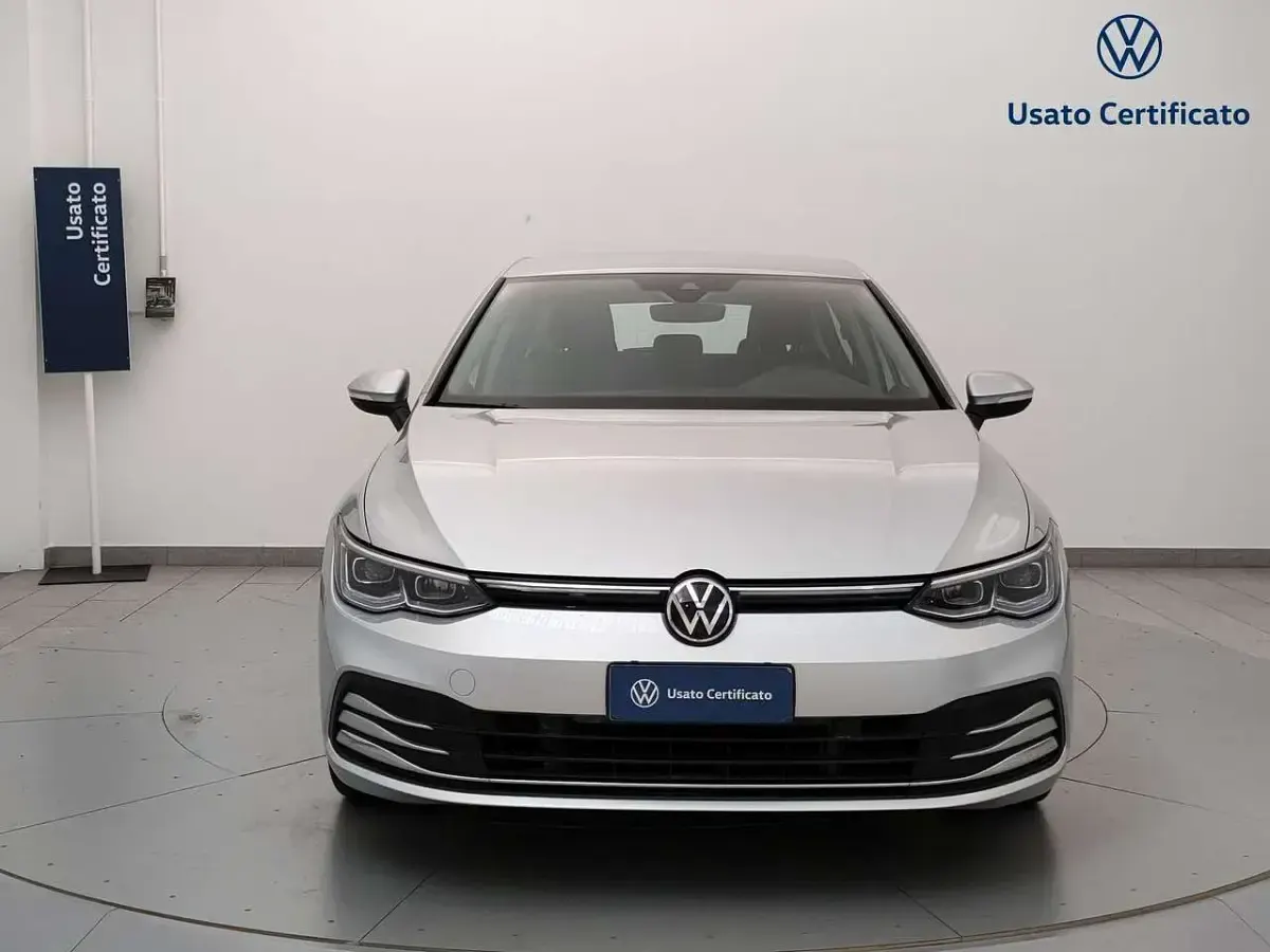 Usata VW Golf VIII Style 131 CV (96 kW) 2023 Argento Berlina