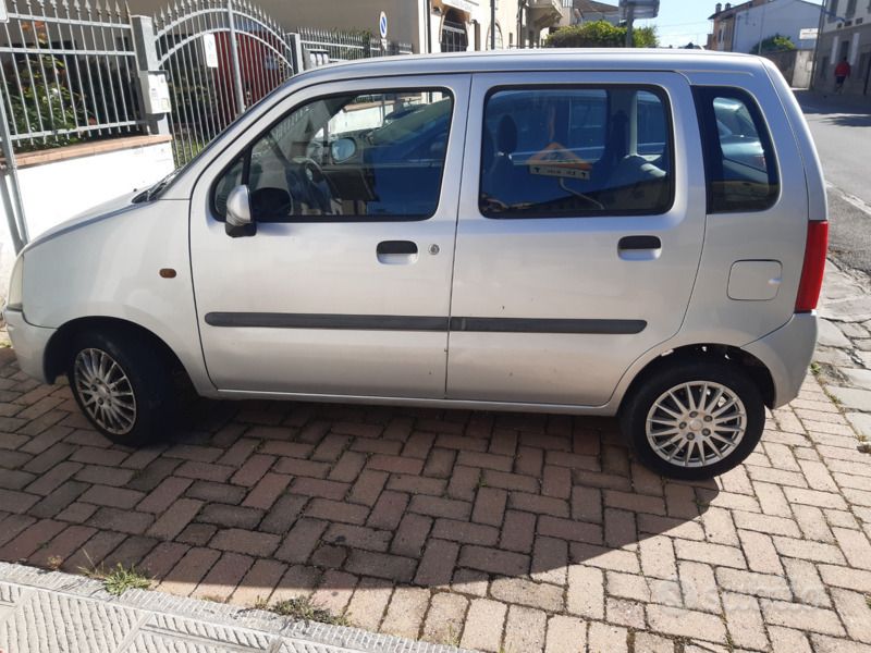 Venduto Opel Agila Agila 1.0 12V Comf. - auto usate in vendita