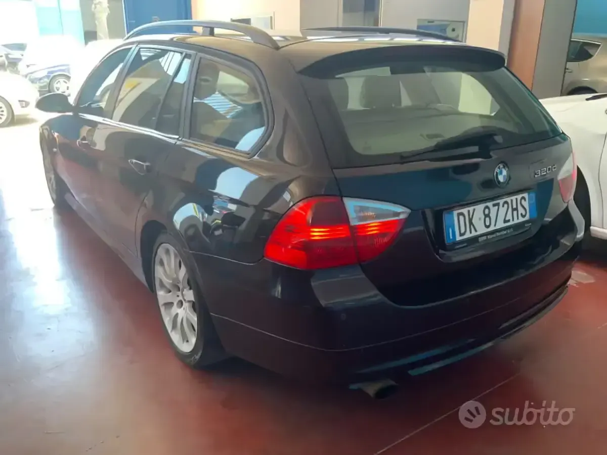 Usata BMW 320 163 CV (119 kW) 2007 Nero Station wagon