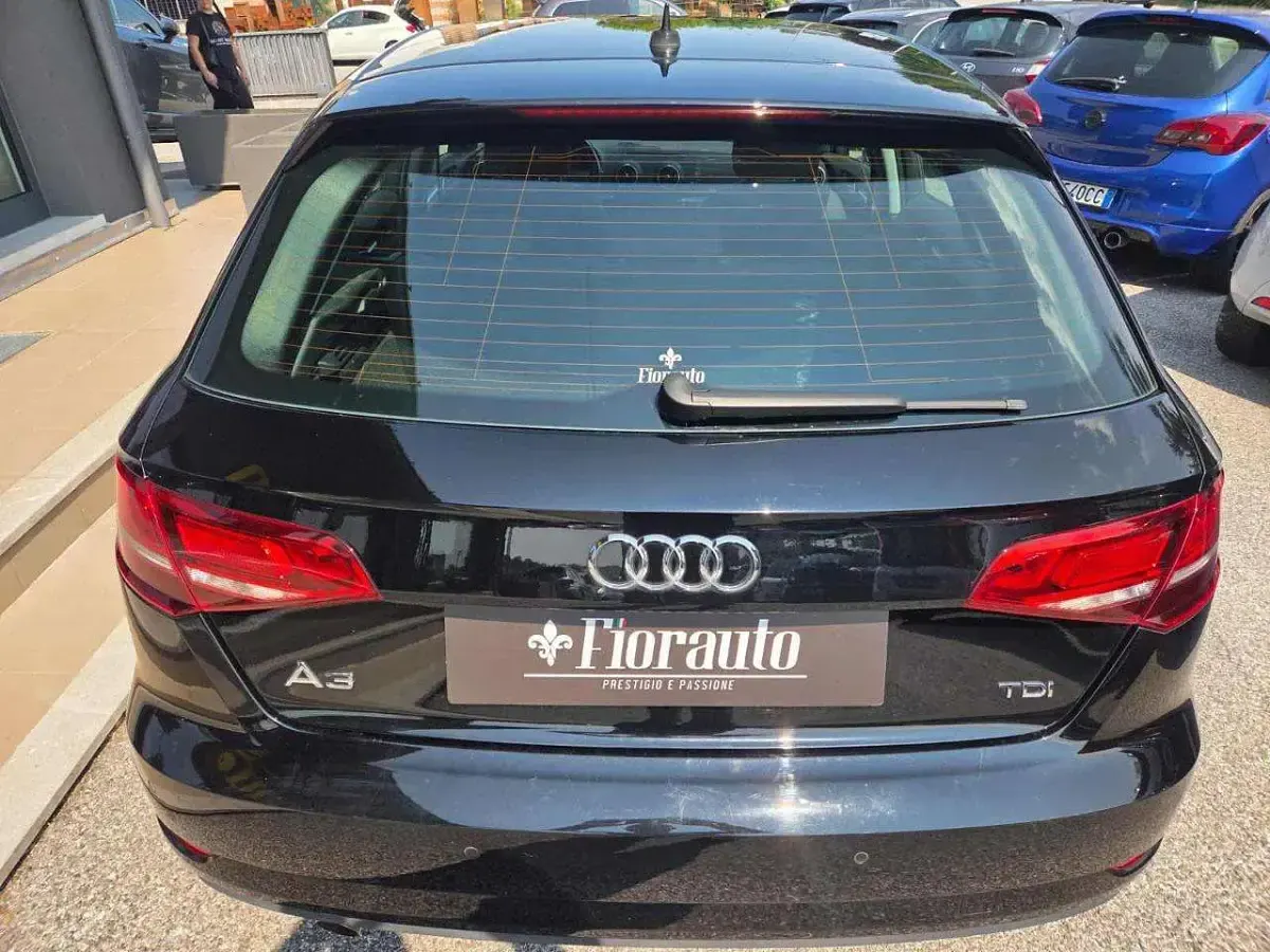 Usata Audi A3 Sport 116 CV (85 kW) 2017 Nero Berlina