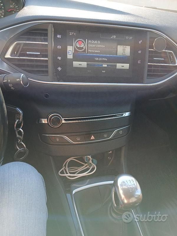 Usata Peugeot 308 SW 116 CV (85 kW) 2014 Bianco Station wagon