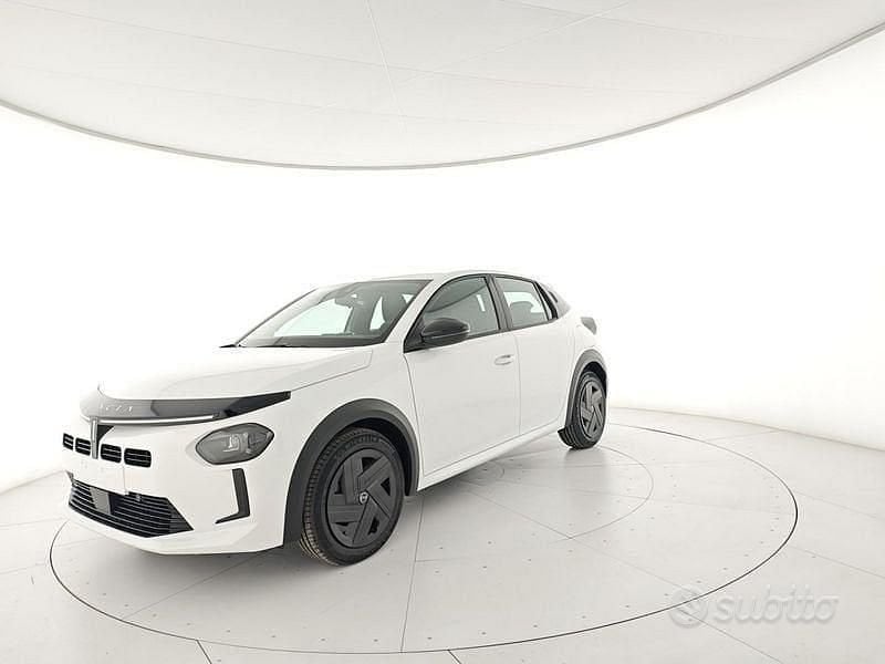 Usata Lancia Ypsilon 2024 Bianco Utilitaria