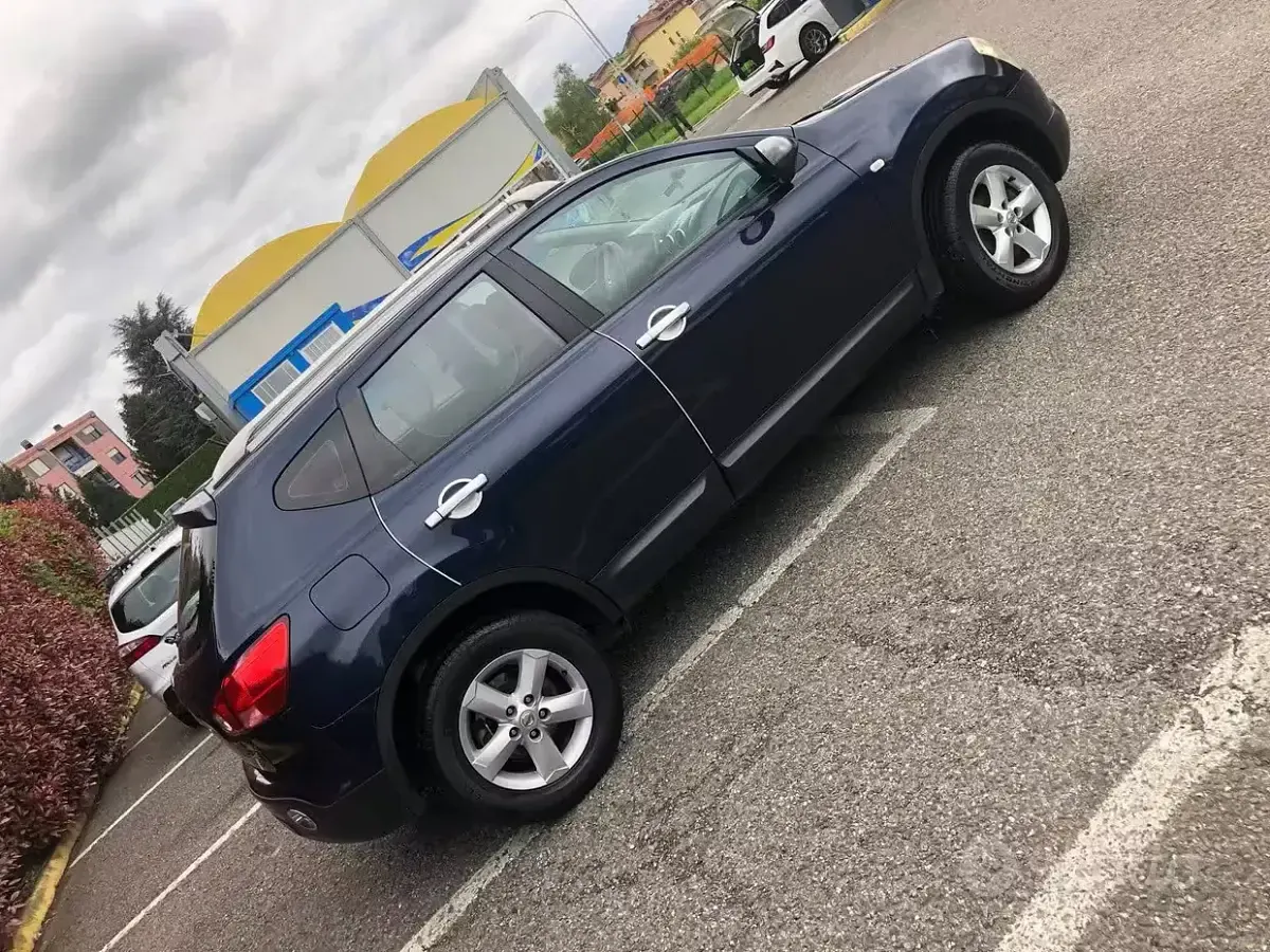 Usata Nissan Qashqai 115 CV (84 kW) 2008 Bluazzurro SUV