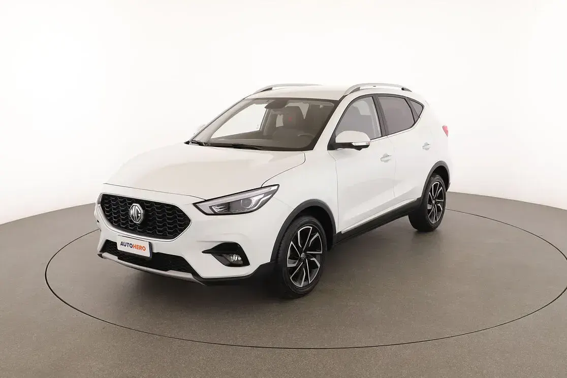 Usata MG ZS Luxury 106 CV (77 kW) 2023 Bianco SUV