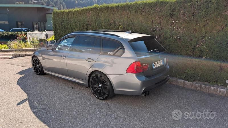 Usata BMW 330 M Sport 245 CV (180 kW) 2011 Grigio Berlina