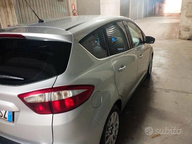 Usata Ford C-MAX 116 CV (85 kW) 2011 Grigio Monovolume