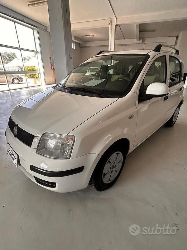 Usata Fiat Panda Dynamic 70 CV (51 kW) 2010 Bianco Utilitaria