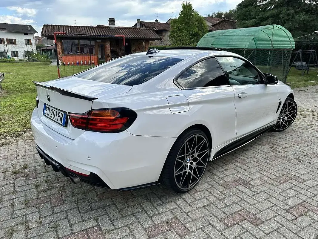 Usata BMW 420 Coupé M Sport 190 CV (139 kW) 2015 Bianco Coupé