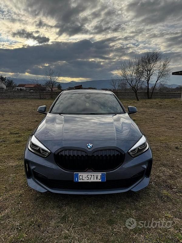 Usata BMW 1M M Sport 116 CV (85 kW) 2022 Grigio Coupé