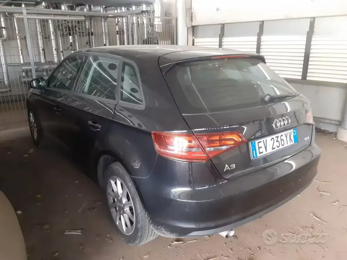 Usata Audi A3 Ambition 105 CV (77 kW) 2014 Nero Berlina