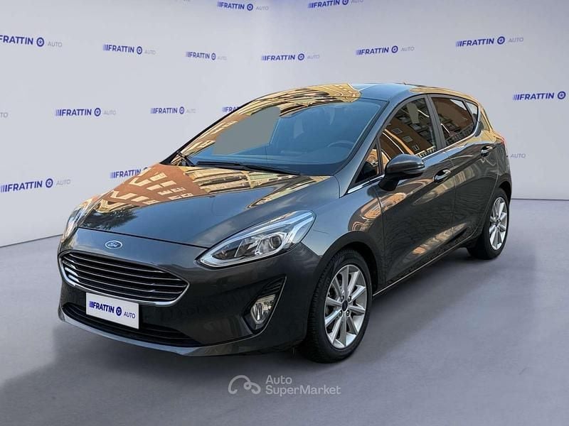 Gray Usata 2018 Ford Fiesta Titanium Berlina | 10.990 € (Buon prezzo) - Immagine 1/4