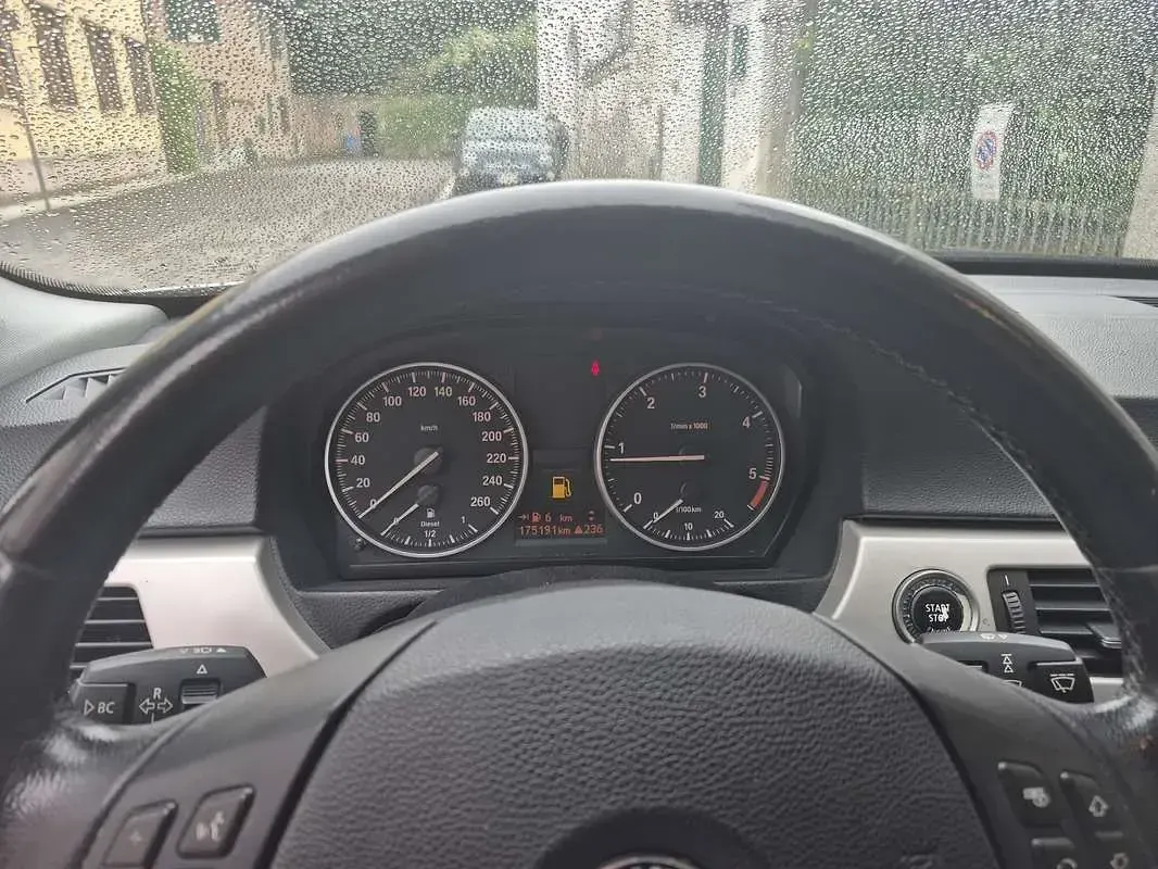 Usata BMW 316 116 CV (85 kW) 2011 Berlina