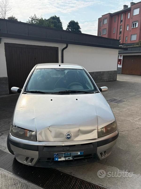Usata Fiat Punto 2002 Utilitaria