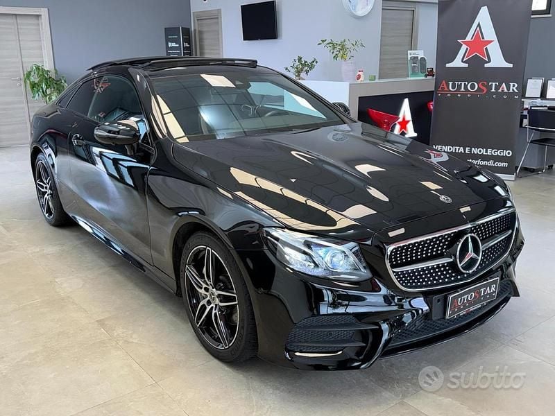 Usata Mercedes E220 Premium Plus 194 CV (142 kW) 2019 Nero Coupé
