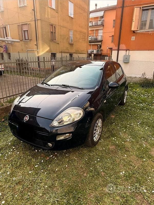 Usata Fiat Grande Punto 77 CV (56 kW) 2017 Utilitaria