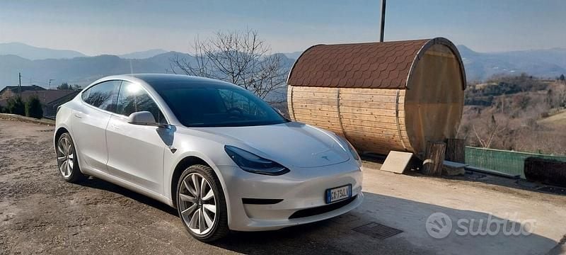 Usata Tesla Model 3 239 kW (325 CV) 2019 Bianco Berlina