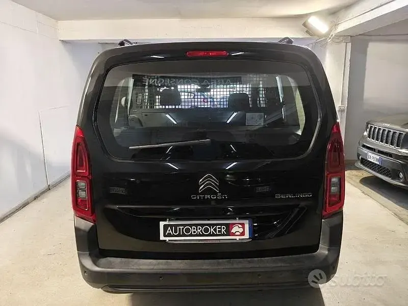 Usata Citroën Berlingo Feel 102 CV (75 kW) 2019 Nero Monovolume