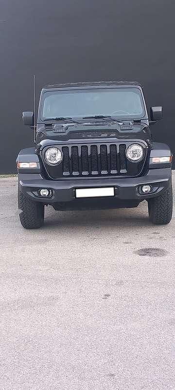 Usata Jeep Wrangler Unlimited Sport 200 CV (147 kW) 2020 SUV