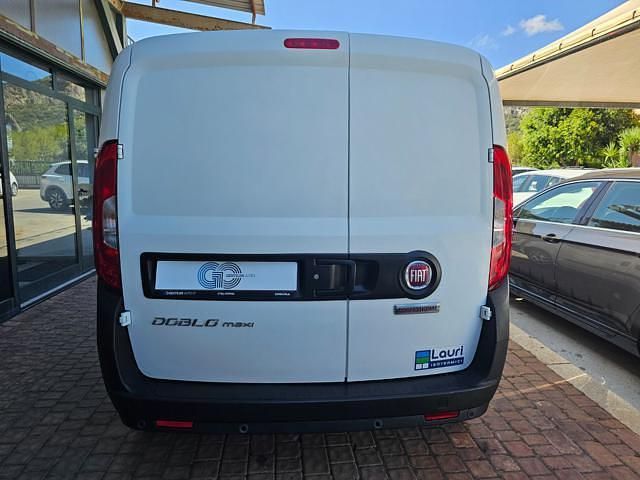 Usata Fiat Doblò 95 CV (69 kW) 2018 Bianco Monovolume
