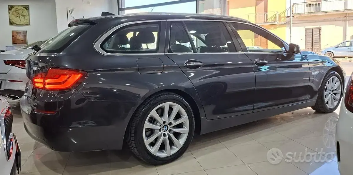 Usata BMW 525 218 CV (160 kW) 2013 Blu Station wagon