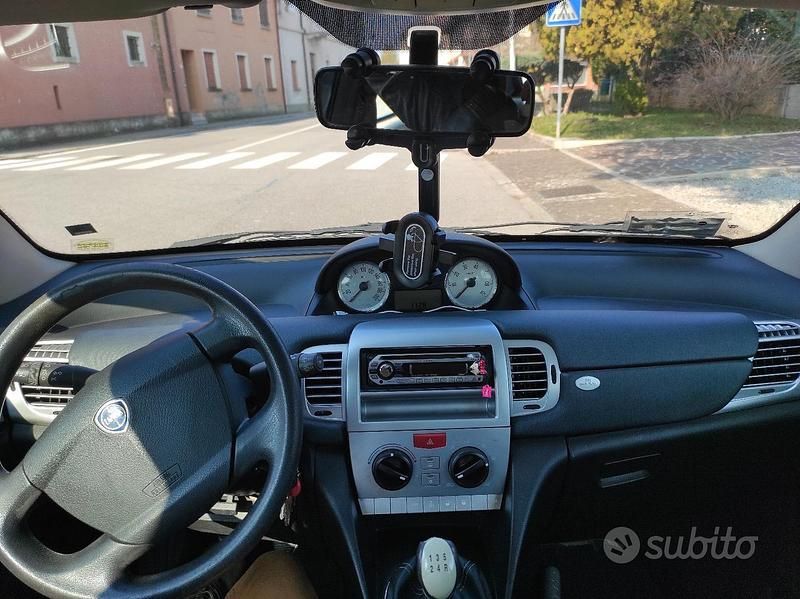 Usata Lancia Ypsilon 2007 Grigio Utilitaria