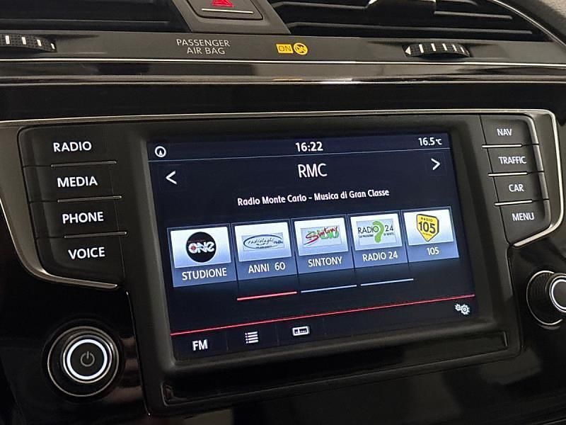 Usata VW Touran Executive 149 CV (109 kW) 2016 Argento Monovolume