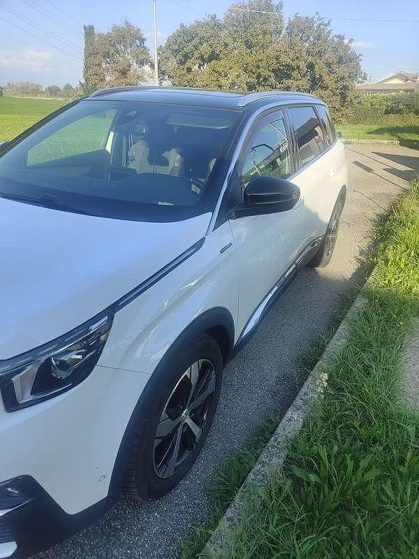 Usata Peugeot 5008 GT-line 120 CV (88 kW) 2017 Bianco SUV