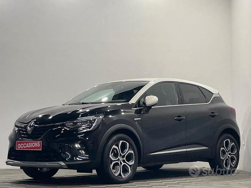 Usata Renault Captur Techno 140 CV (102 kW) 2023 Verde SUV