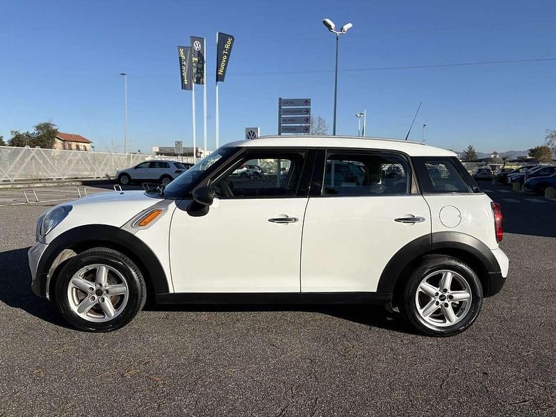 Usata Mini One Countryman 98 CV (72 kW) 2011 Bianco SUV
