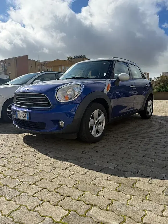 Usata Mini Cooper D Countryman 111 CV (81 kW) 2016 Bluazzurro SUV