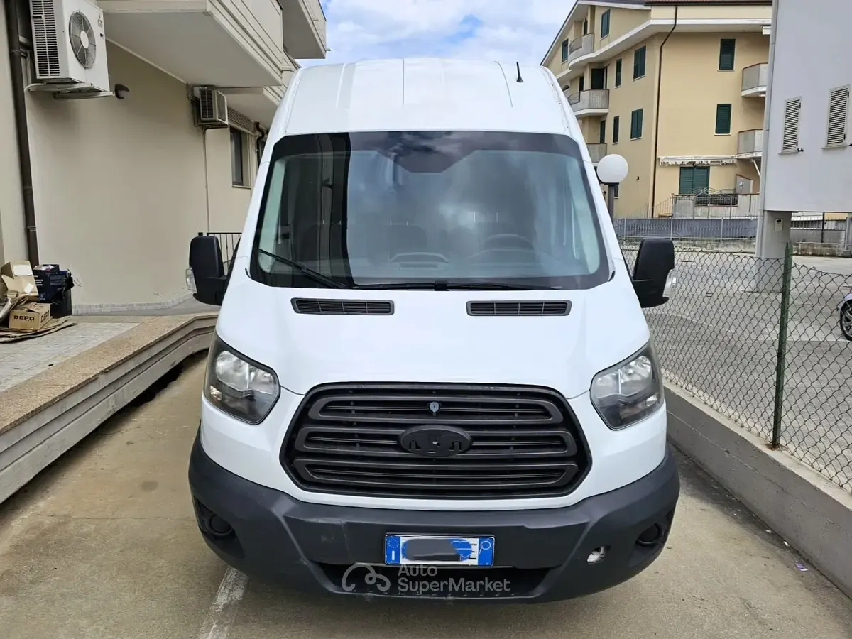Begagnad Ford Transit 105 HK (77 kW) 2017 Vit Sedan