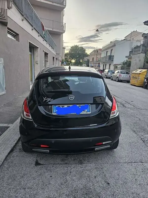 Usata Lancia Ypsilon S 95 CV (69 kW) 2013 Utilitaria