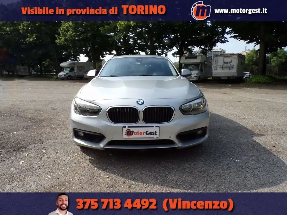 Usata BMW 118 Advantage 150 CV (110 kW) 2017 Grigio Utilitaria