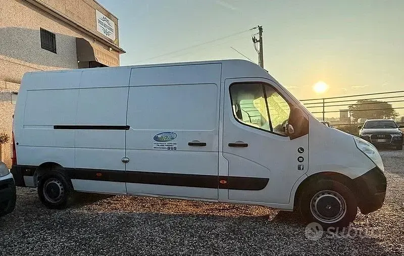 Usata Renault Master 125 CV (91 kW) 2014 Bianco Furgone