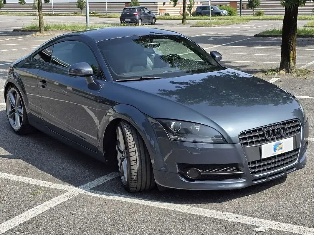 Usata Audi TT Advanced Plus 200 CV (147 kW) 2008 Grigio Coupé