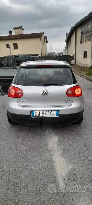 Usata VW Golf IV 115 CV (84 kW) 2005 Berlina