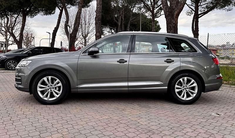 Usata Audi Q7 Business Plus 218 CV (160 kW) 2016 Grigio SUV