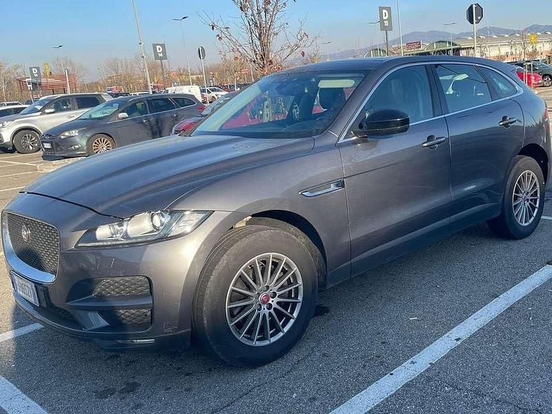 Usata Jaguar F-Pace Prestige 163 CV (119 kW) 2017 Grigio SUV