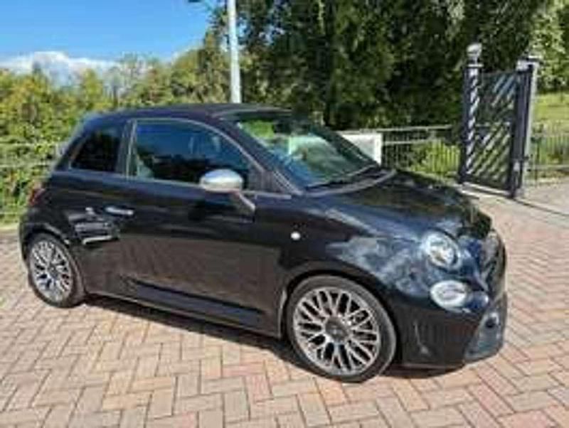 Usata Abarth 595C Turismo 179 CV (131 kW) 2022 Nero Cabrio