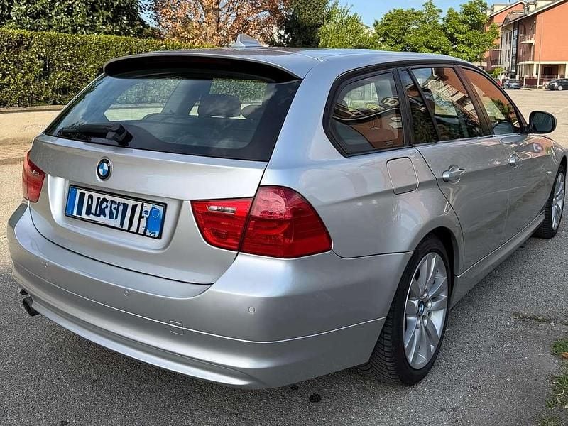 Usata BMW 320 184 CV (135 kW) 2011 Argento Station wagon