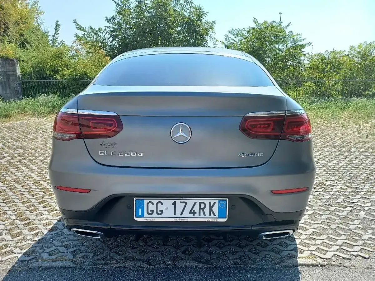 Usata Mercedes GLC220 Premium Plus 194 CV (142 kW) 2021 Grigio SUV