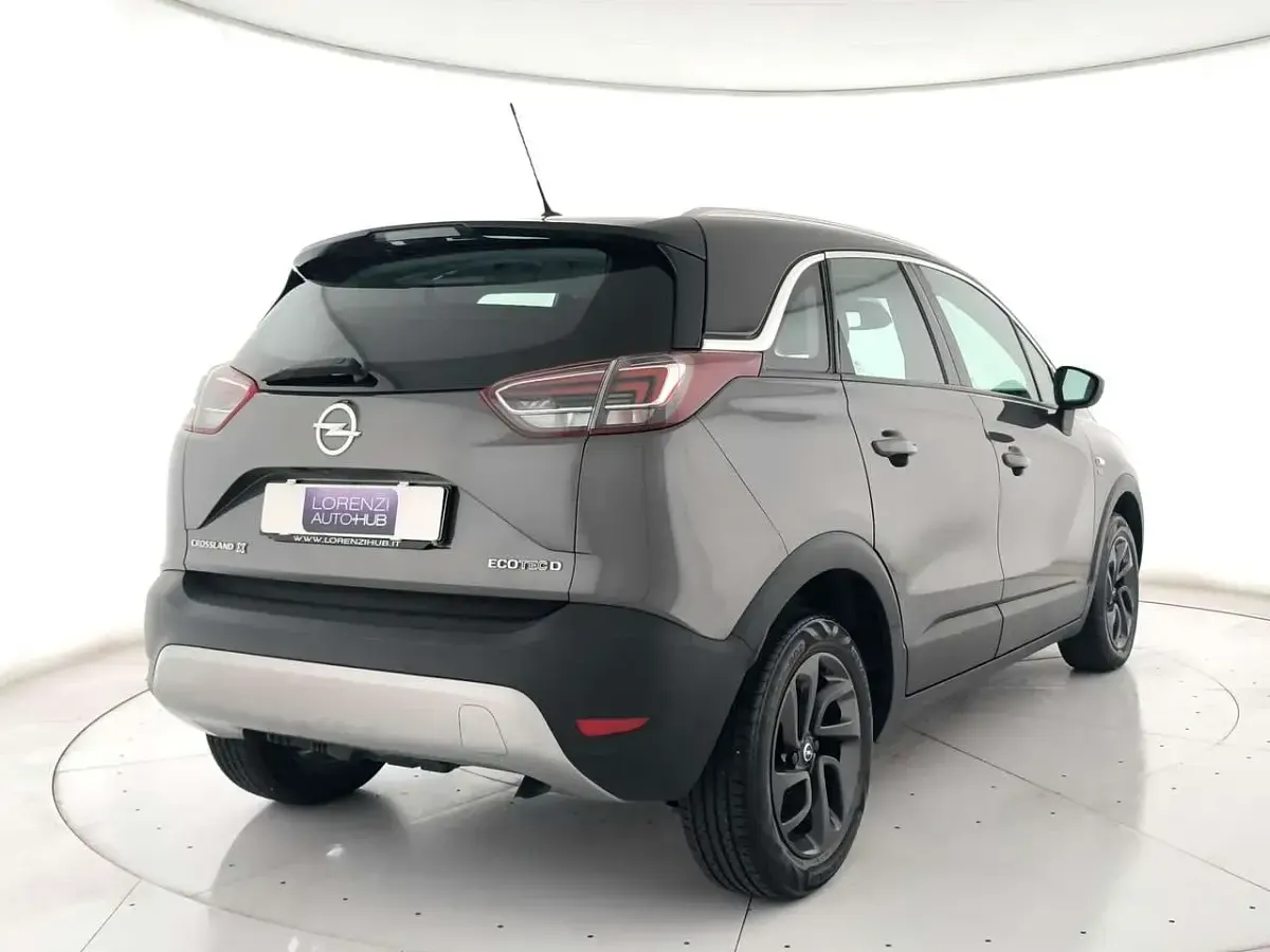 Usata Opel Crossland X S 102 CV (75 kW) 2019 Grigio metallizzato SUV