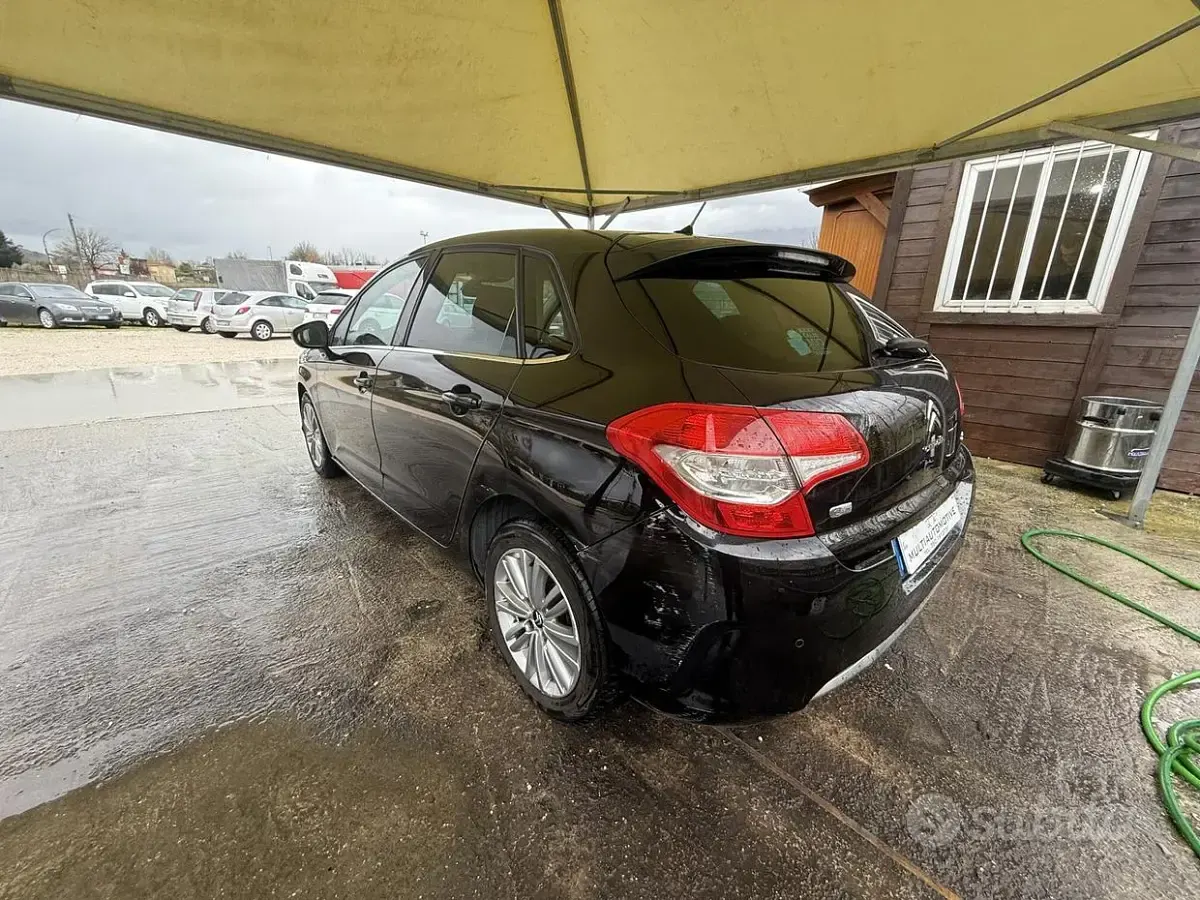Usata Citroën C4 111 CV (81 kW) 2011 Nero Berlina