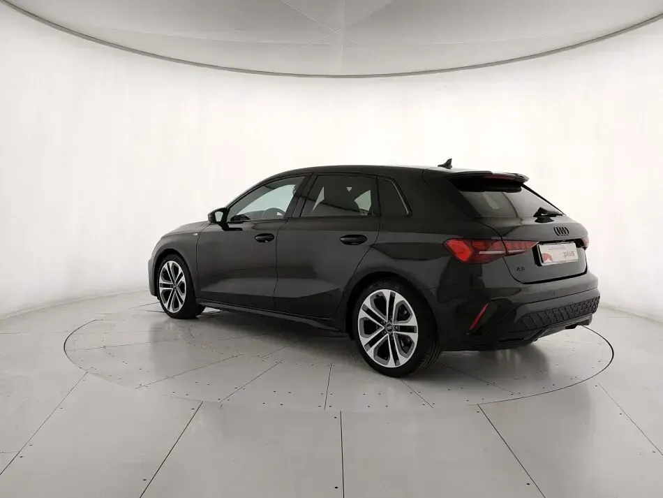 Usata Audi A3 S-Line 150 CV (110 kW) 2025 Nero Berlina