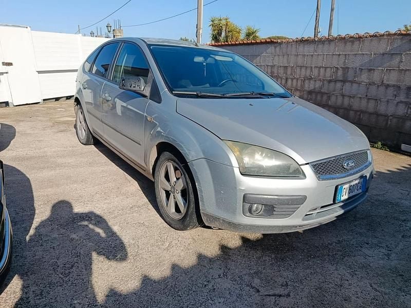 Usata Ford C-MAX 110 CV (80 kW) 2005 Argento Monovolume