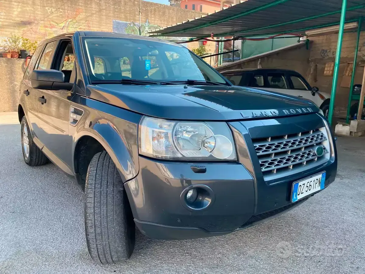 Usata Land Rover Freelander 2 160 CV (117 kW) 2009 Grigio SUV