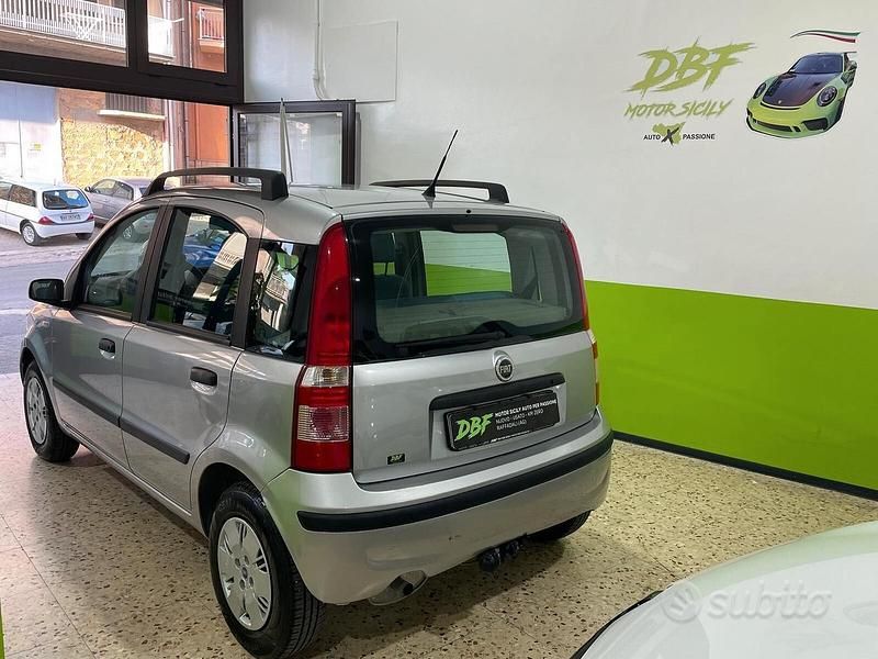 Usata Fiat Panda Dynamic 60 CV (44 kW) 2004 Grigio Utilitaria